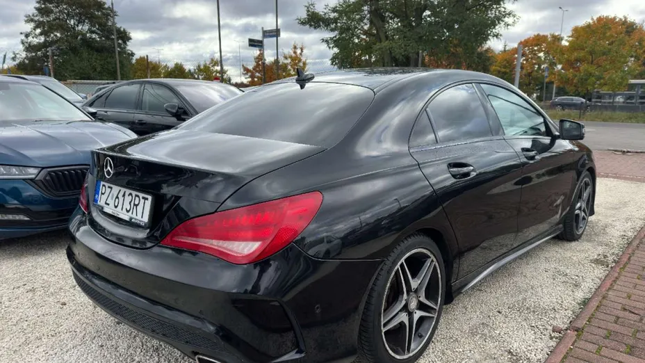 MERCEDES-BENZ CLA -
