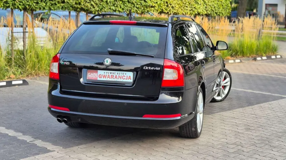 SKODA Octavia -