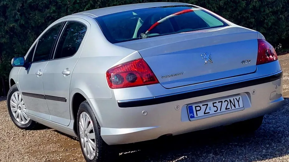 PEUGEOT 407 -