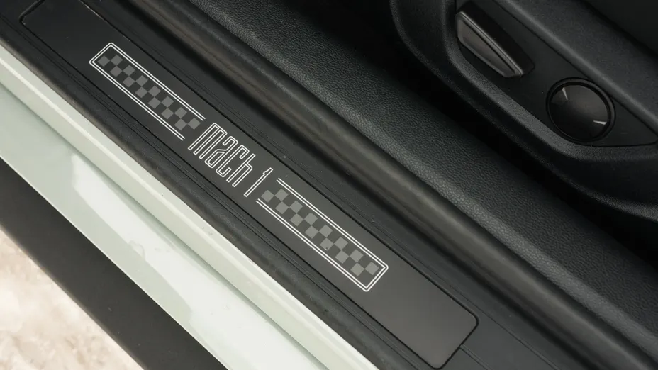 FORD Mustang Mustang 5.0 V8 Mach 1 aut