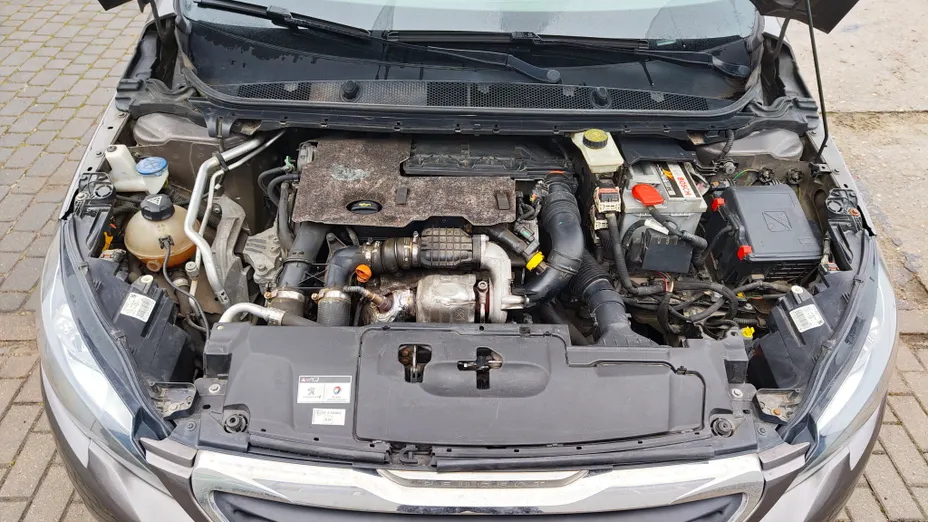 PEUGEOT 308 308 1.6 HDi Active