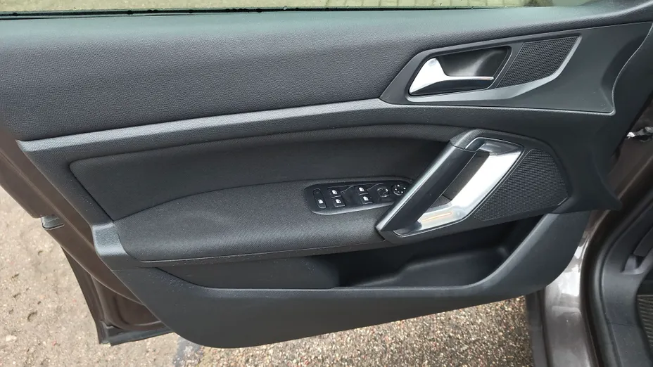 PEUGEOT 308 308 1.6 HDi Active