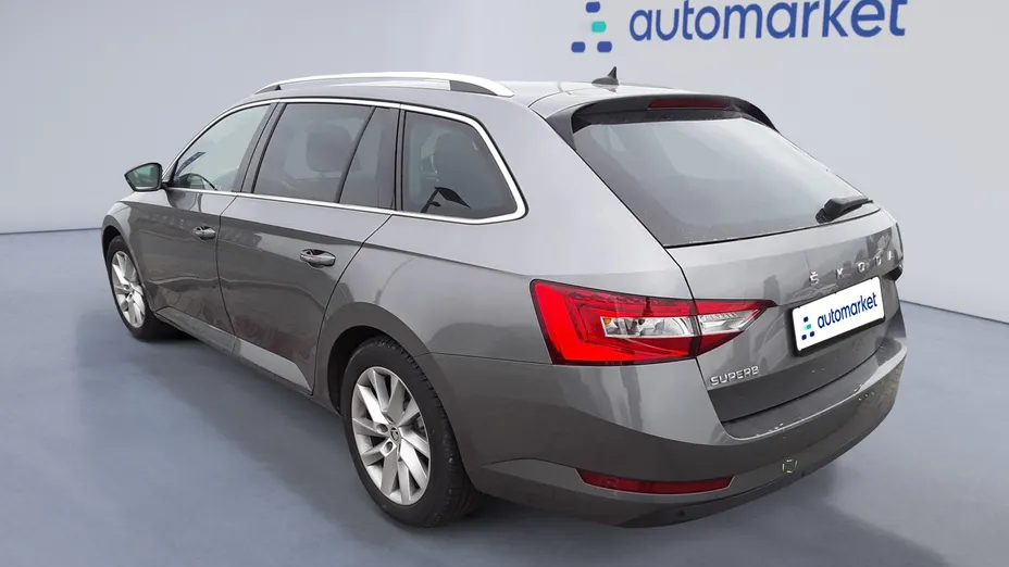 SKODA Superb Superb 2.0 TDI SCR Ambition DSG