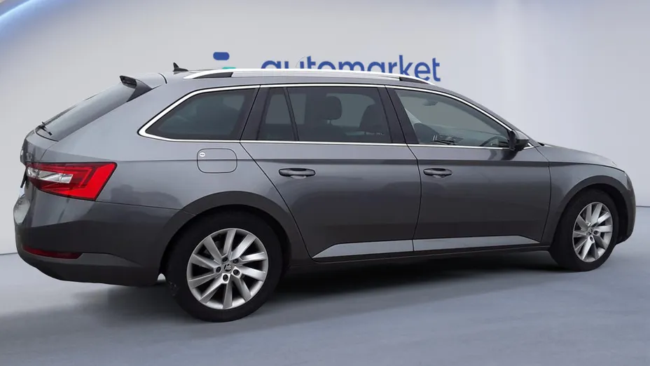 SKODA Superb Superb 2.0 TDI SCR Ambition DSG