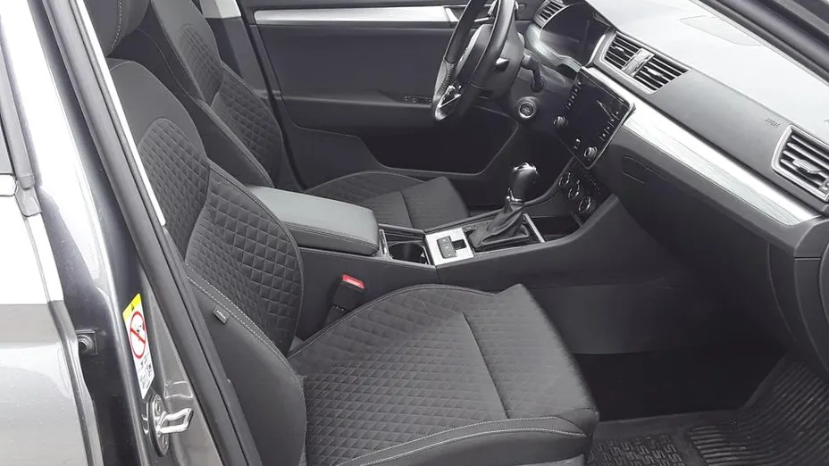SKODA Superb Superb 2.0 TDI SCR Ambition DSG