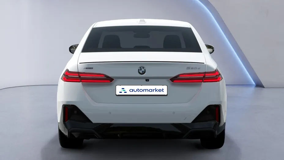 BMW Seria 5 520d xDrive mHEV M Sport aut Nowy