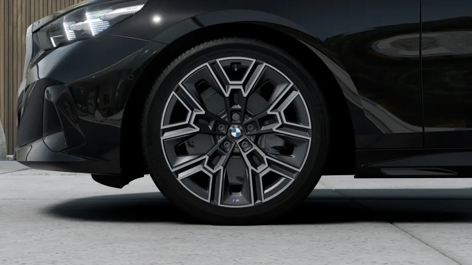 BMW Seria 5 520d xDrive mHEV M Sport aut Nowy