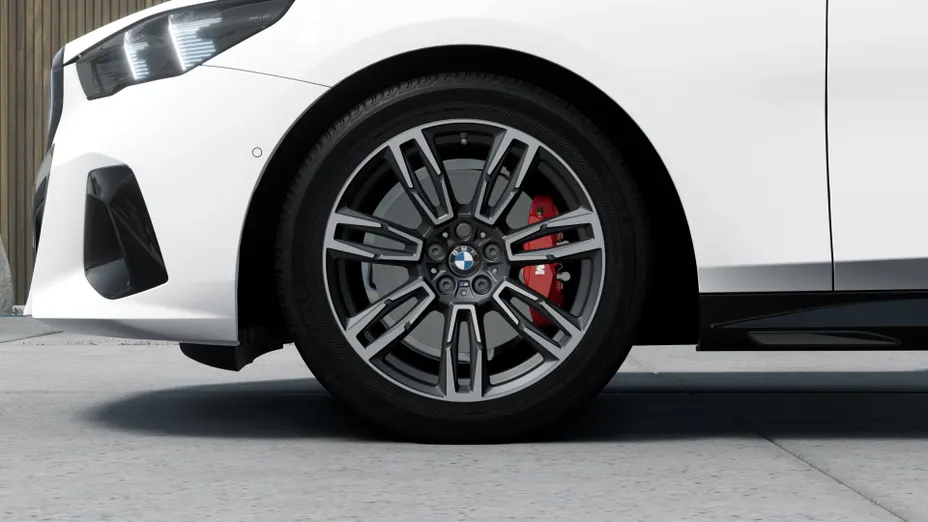 BMW Seria 5 520d xDrive mHEV M Sport aut Nowy