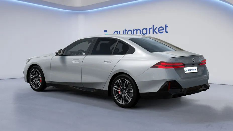 BMW Seria 5 520d xDrive mHEV M Sport aut Nowy