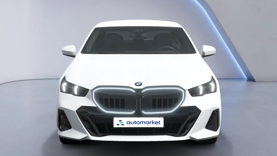 BMW Seria 5 520d xDrive mHEV M Sport aut Nowy