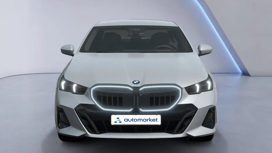 BMW Seria 5 520d xDrive mHEV M Sport aut Nowy