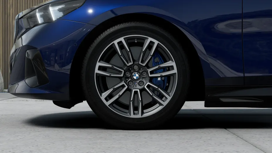 BMW Seria 5 540d xDrive mHEV M Sport aut Nowy