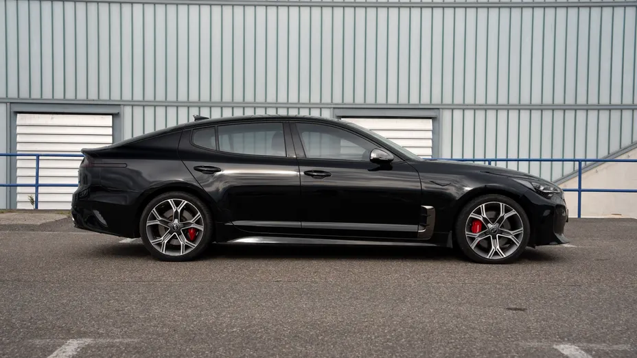 KIA Stinger Stinger 3.3 T-GDI V6 GT AWD