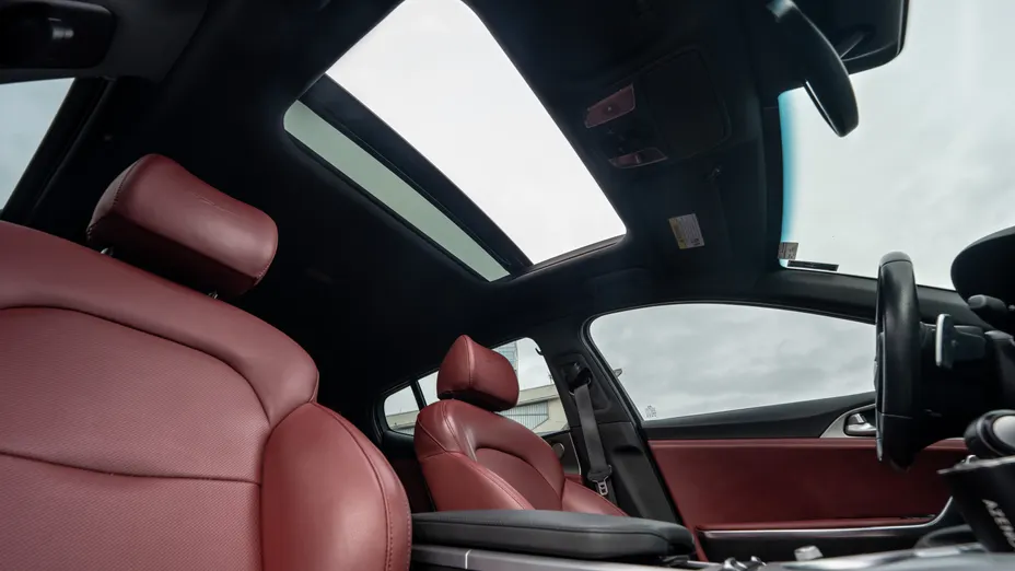 KIA Stinger Stinger 3.3 T-GDI V6 GT AWD