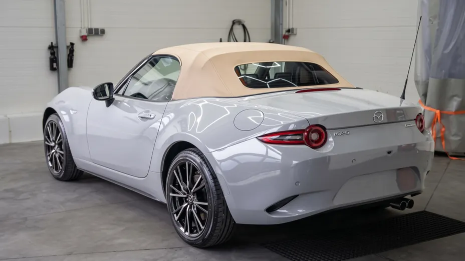 MAZDA MX-5 MX-5 2.0 Kazari i-ELOOP