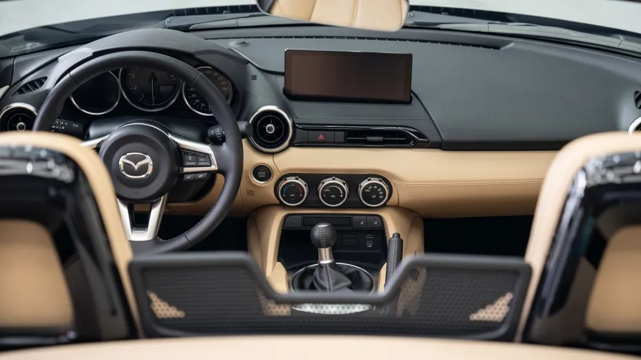 MAZDA MX-5 MX-5 2.0 Kazari i-ELOOP