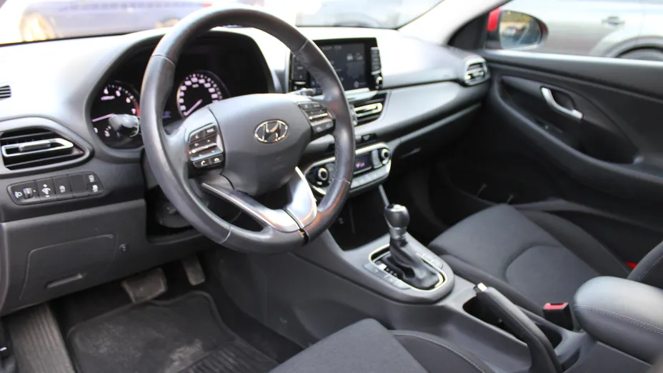 HYUNDAI i30 i30 1.5 T-GDI 48V Comfort DCT