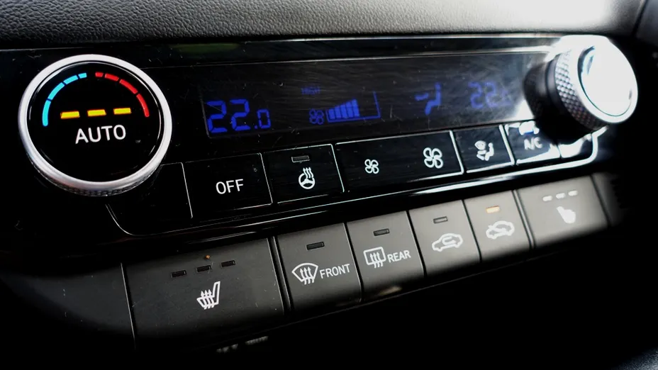 HYUNDAI Elantra Elantra 1.6 Smart CVT