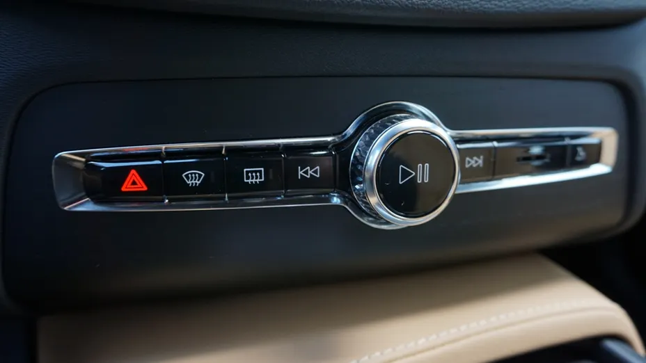 VOLVO XC90 XC90 T8 AWD Plug-In Hybrid Plus Bright 7os aut