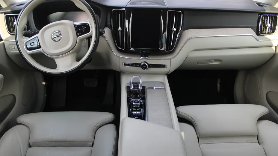 VOLVO XC60 XC60 B5 D AWD Inscription aut