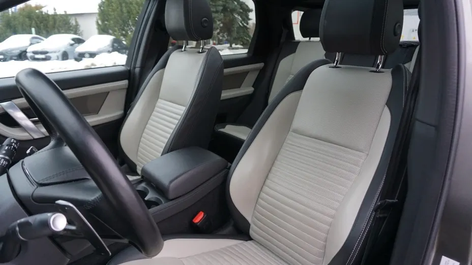 LAND ROVER Discovery Sport Discovery Sport 2.0 D200 mHEV R-Dynamic HSE aut