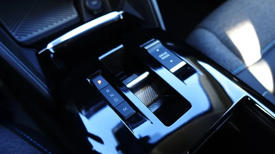 CITROEN C4 X C4 X 1.2 PureTech Shine S&S EAT8