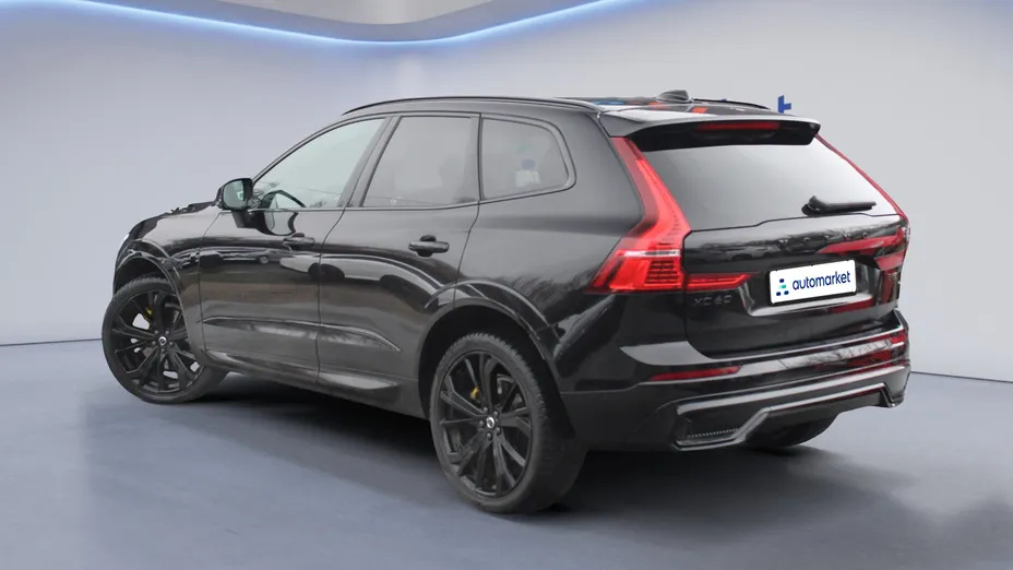 VOLVO XC60 XC60 B5 B AWD Ultimate Black Edition aut