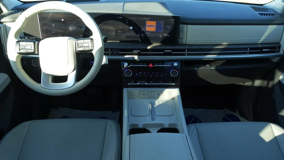 HYUNDAI Santa Fe Santa Fe 1.6 T-GDI HEV Platinum 4WD aut