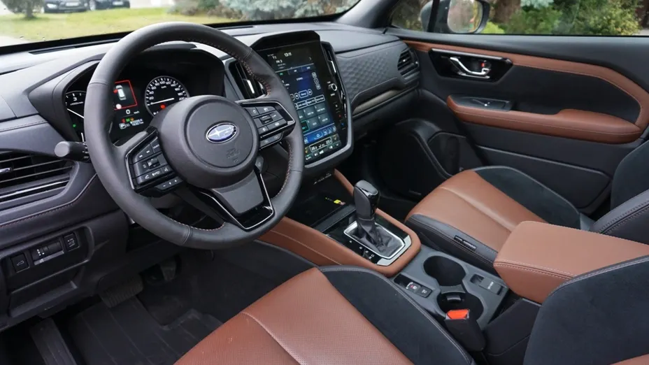 SUBARU Forester Forester 2.0i-L Platinum (EyeSight) Lineartronic