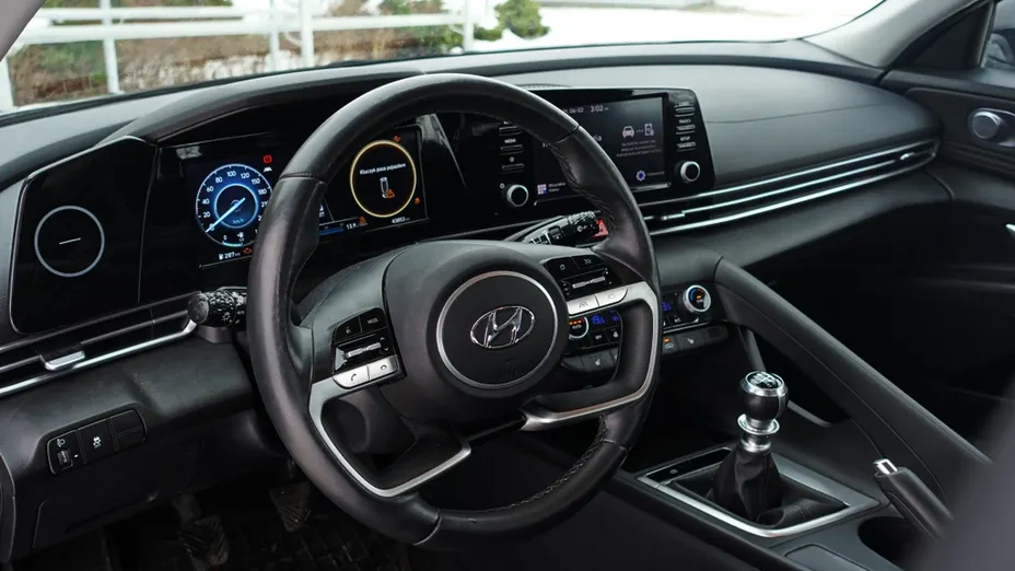 HYUNDAI Elantra Elantra 1.6 Executive