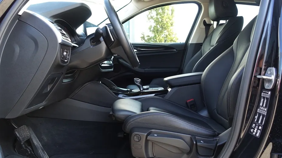 BMW X4 X4 xDrive30d mHEV sport-aut