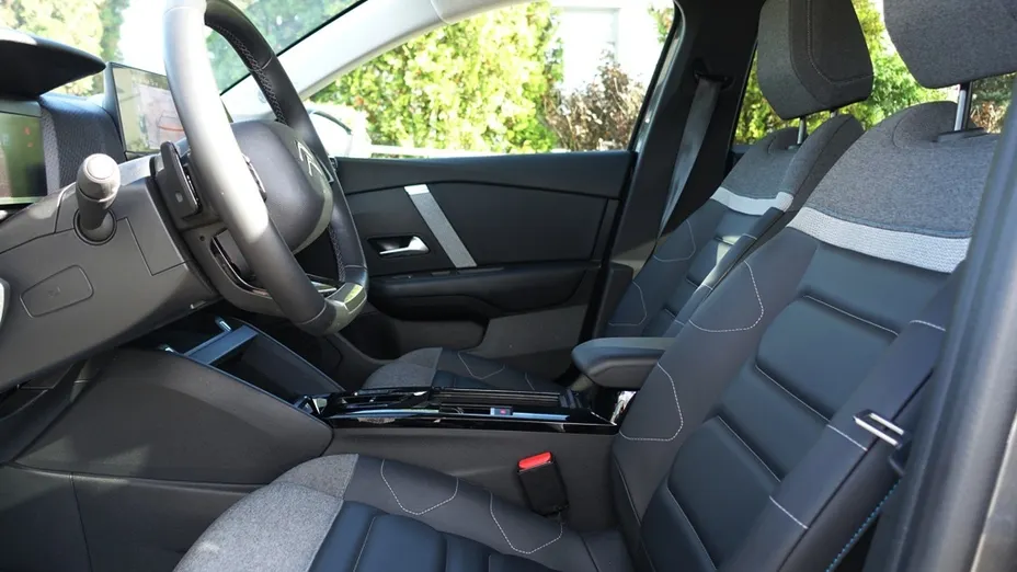 CITROEN C4 X C4 X 1.2 PureTech Shine S&S EAT8