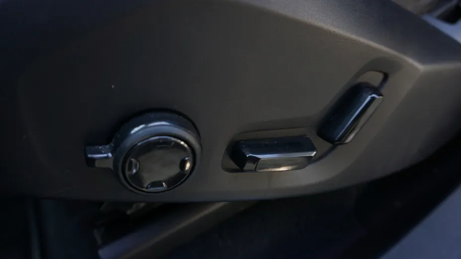 VOLVO XC90 XC90 T8 AWD Plug-In Hybrid Ultimate Dark 7os aut