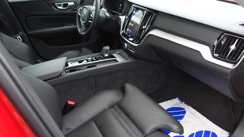 VOLVO S60 S60 B5 B AWD Ultimate Dark aut