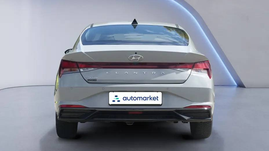 HYUNDAI Elantra Elantra 1.6 Smart CVT