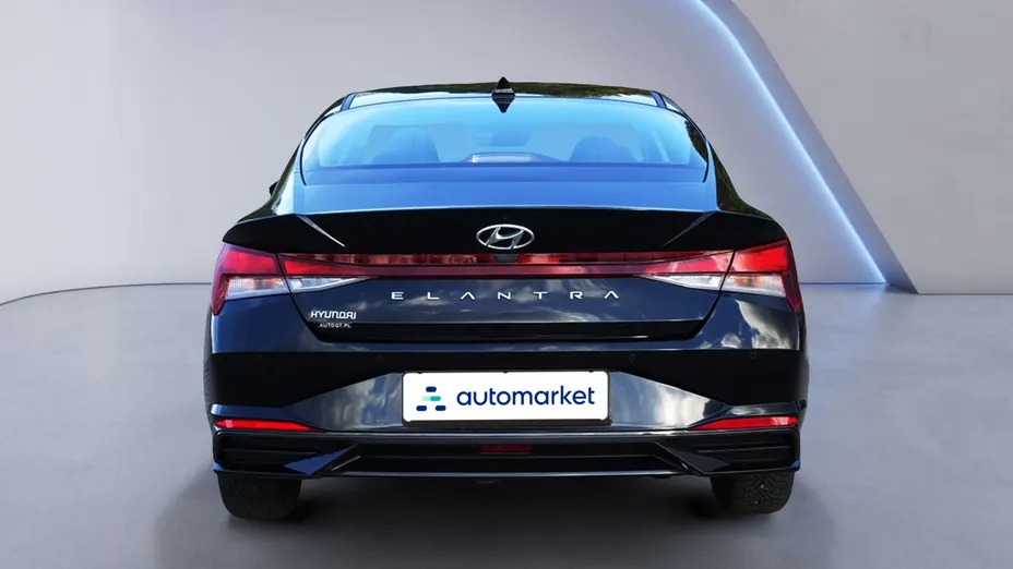 HYUNDAI Elantra Elantra 1.6 Smart CVT