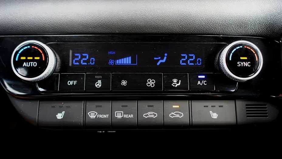 HYUNDAI Elantra Elantra 1.6 Smart CVT