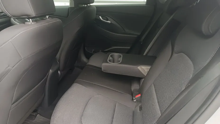 HYUNDAI i30 i30 1.5 T-GDI 48V Smart