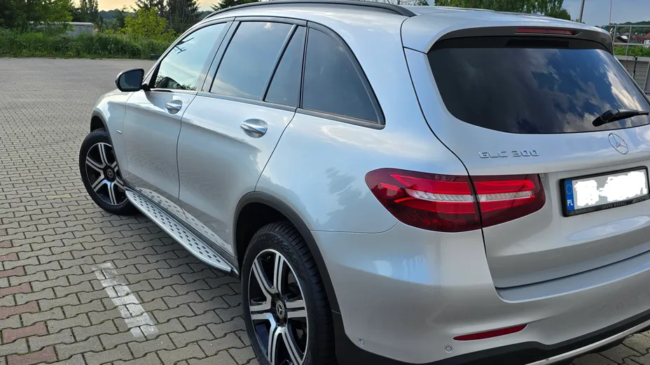 MERCEDES-BENZ GLC GLC 300 4-Matic