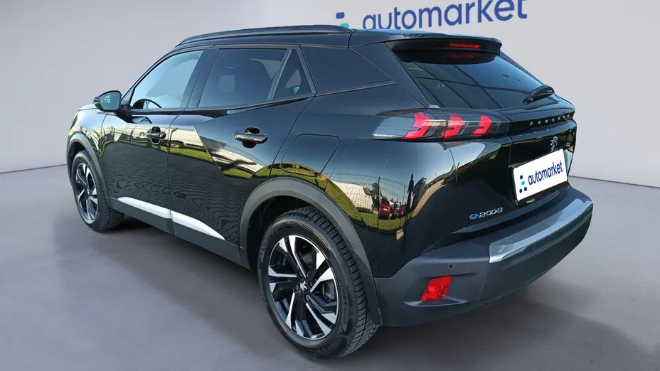 PEUGEOT 2008 e-2008 Allure Pack