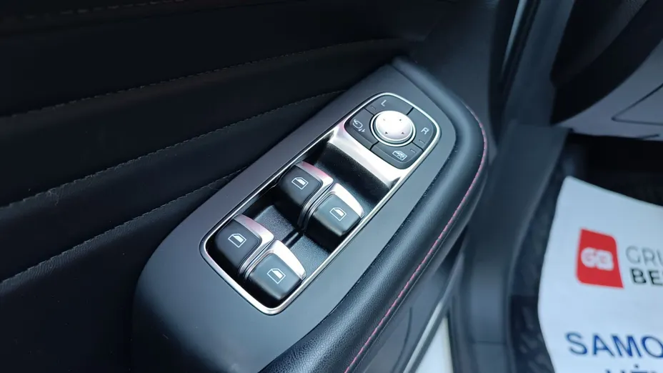 MG HS HS 1.5 T-GDI Exclusive DCT