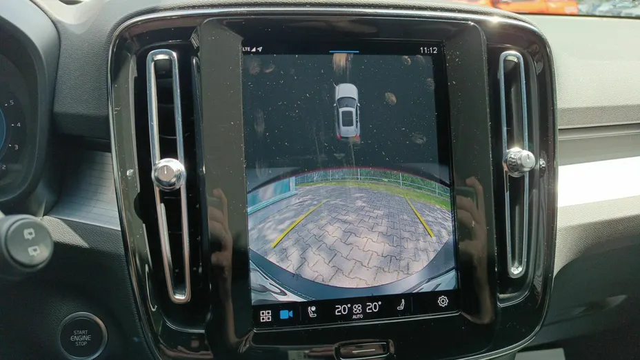 VOLVO XC40 XC40 B3 Plus Dark aut