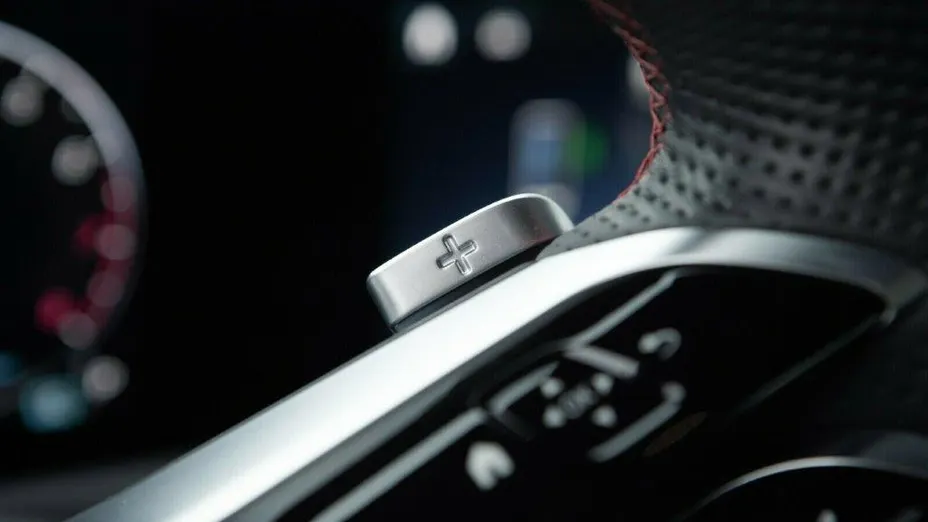 MERCEDES-BENZ A Klasa A 200 AMG Line 7G-DCT