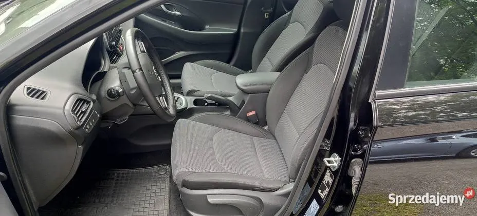 HYUNDAI i30 i30 1.5 DPI Classic +