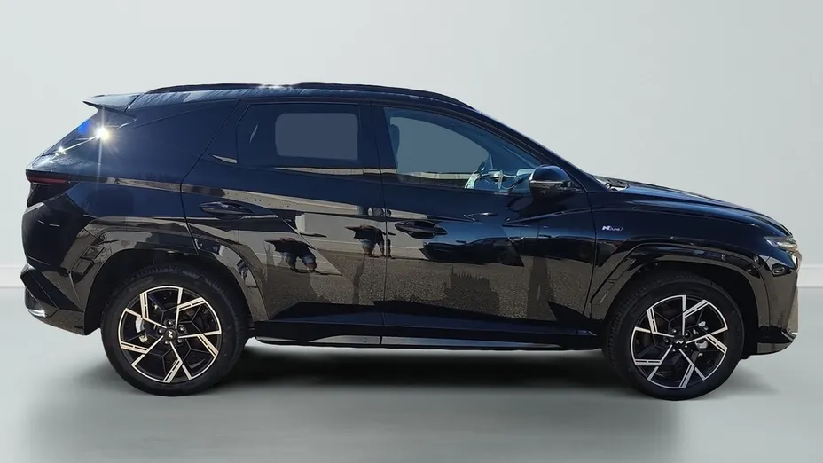 HYUNDAI Tucson -