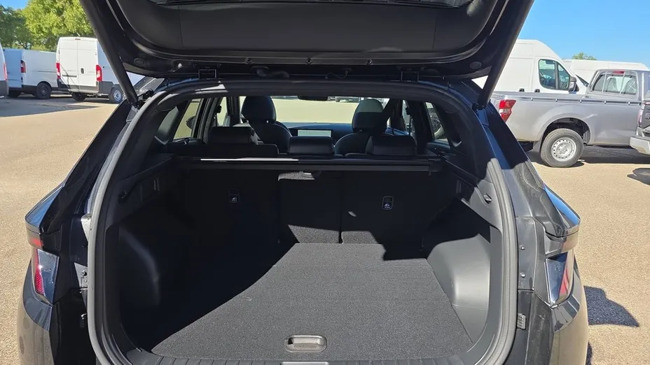 HYUNDAI Tucson -