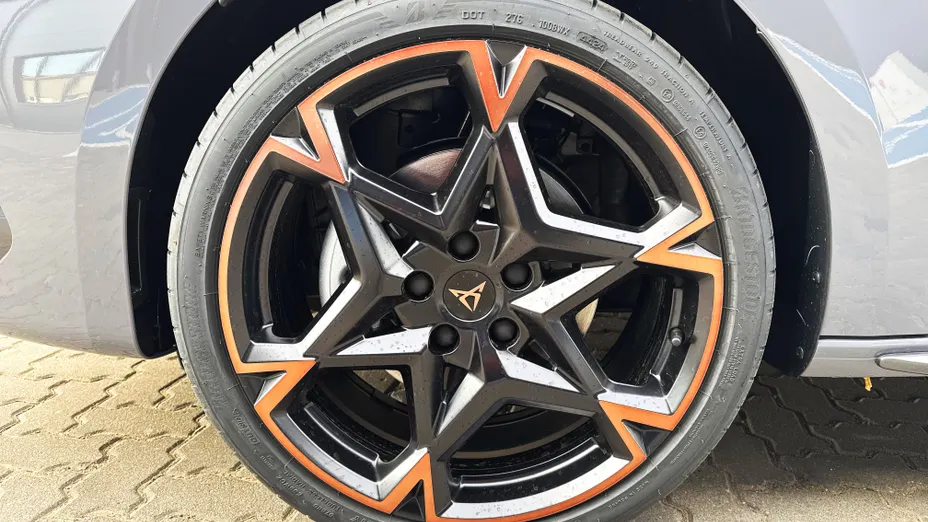 CUPRA Leon Leon 1.5 eTSI DSG Nowy