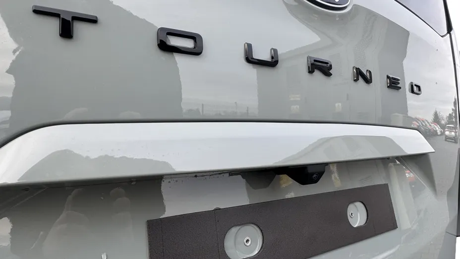 FORD Tourneo Courier Tourneo Courier 1.0 EcoBoost Titanium aut Nowy