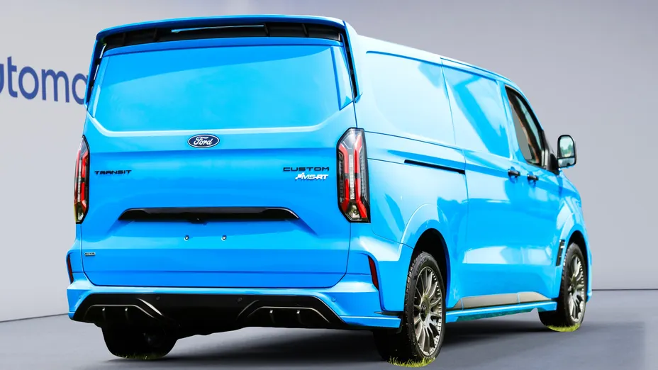 FORD Transit Custom Transit Custom 2.5 PHEV 320 L2H1 MS-RT CVT Nowy