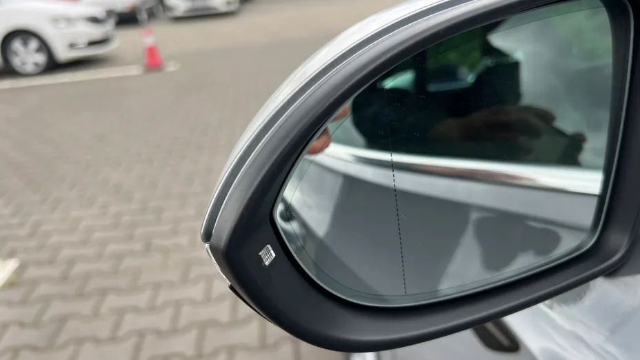 VOLKSWAGEN Arteon Arteon 2.0 TSI 4Motion R DSG